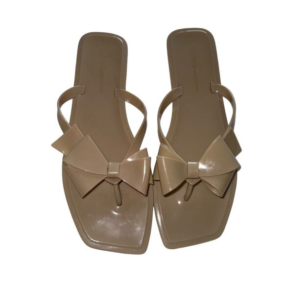 BCBGeneration Beige LIMA Jelly Bow Sandals Flat Flip flop Size 9 - Picture 6 of 11